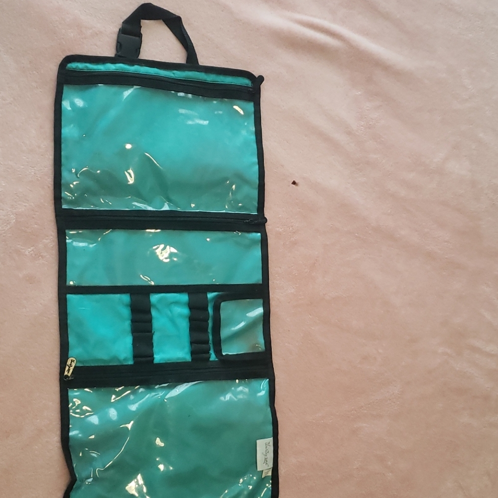 Thirty-one Travel Case - Picture 3 of 3